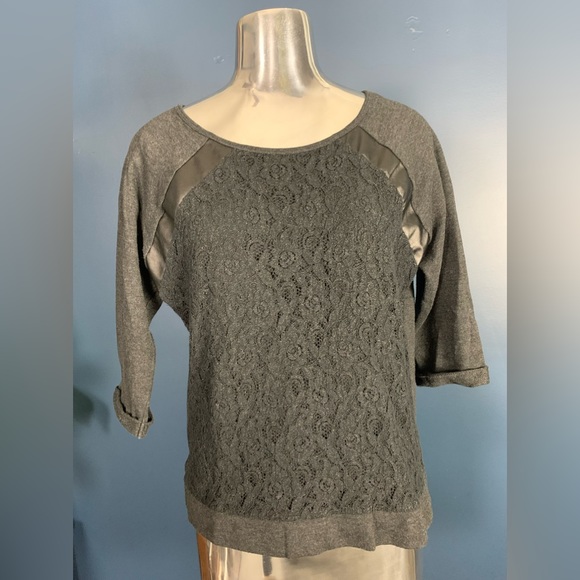 Jessica Simpson sz L sweater - Picture 1 of 1